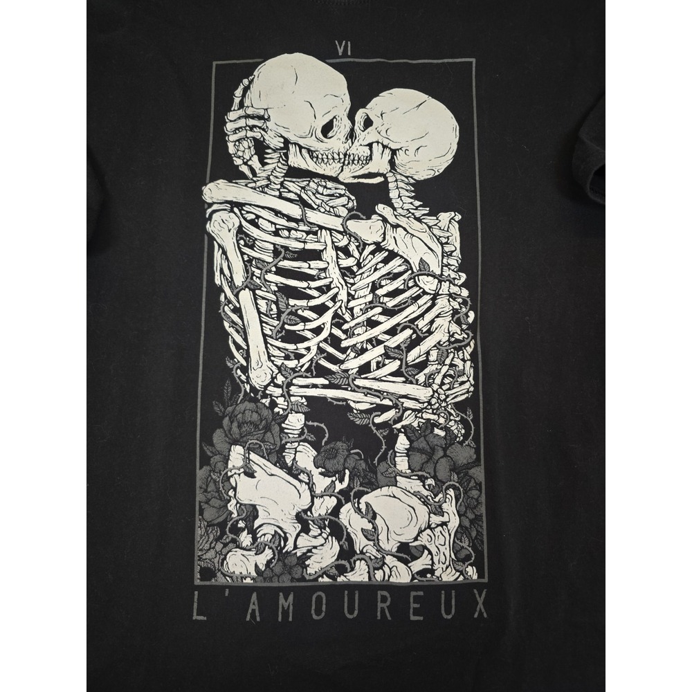 Threadless Black L'Amoureux T Shirt Kissing Skeletons Size XL